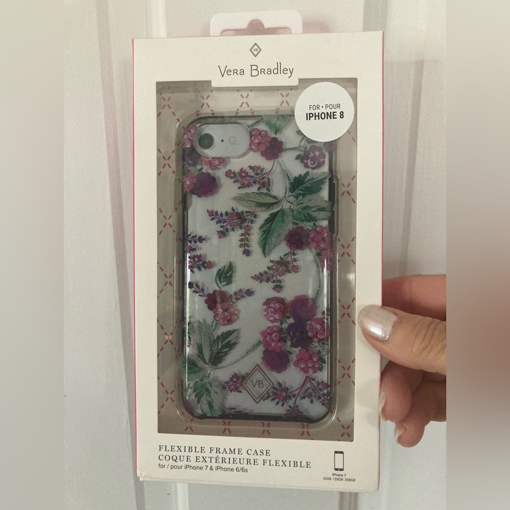 NWT VERA BRADLEY IPHONE Hard Case WINTERBERRY Flexible Frame for IPHONE 7/6/6s/8